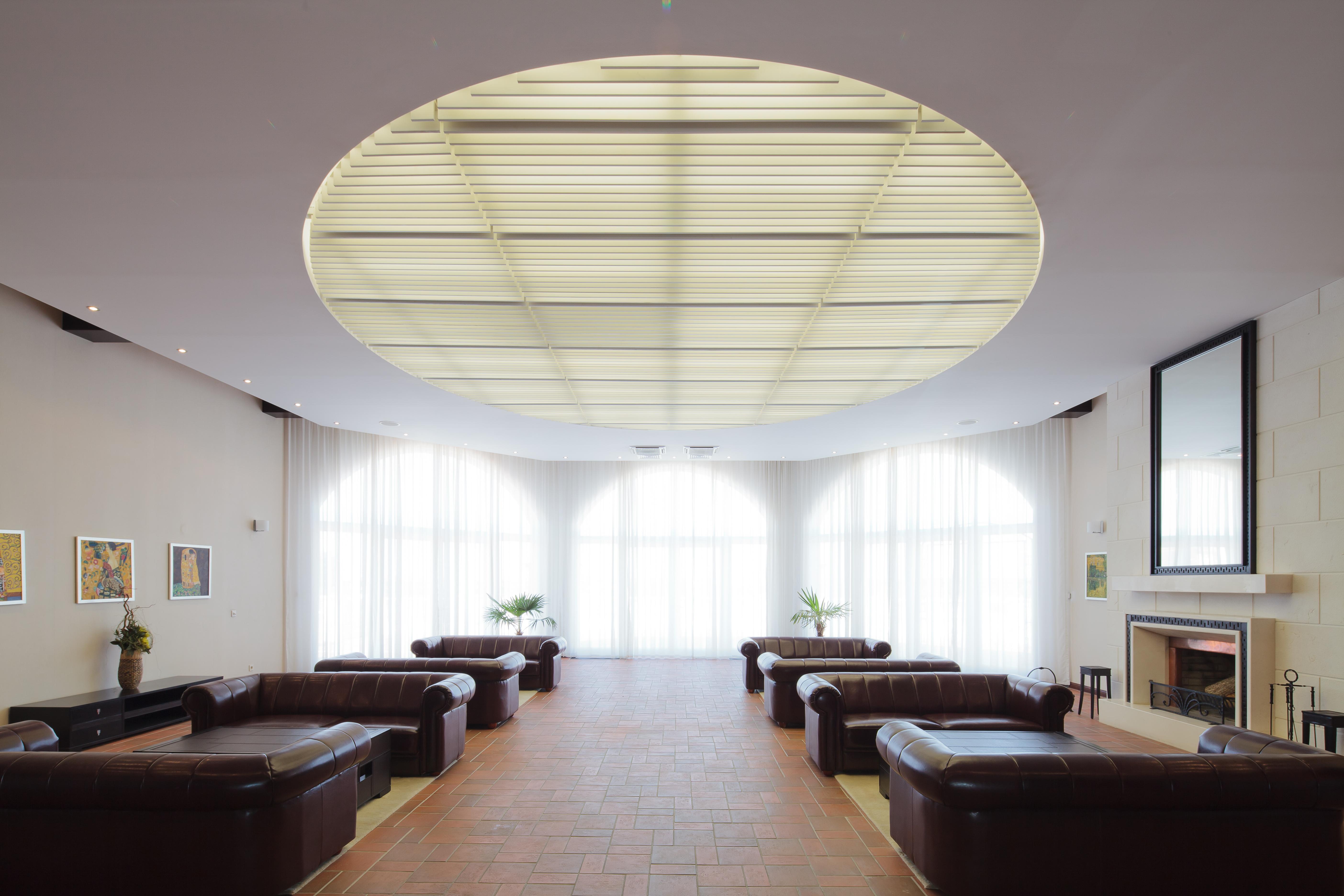 灯塔高尔夫和spa酒店 巴尔奇克 外观 照片 A linear grille