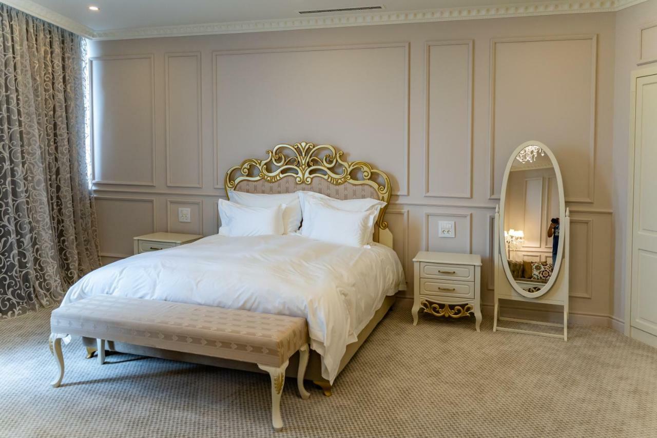 灯塔高尔夫和spa酒店 巴尔奇克 外观 照片 A bedroom